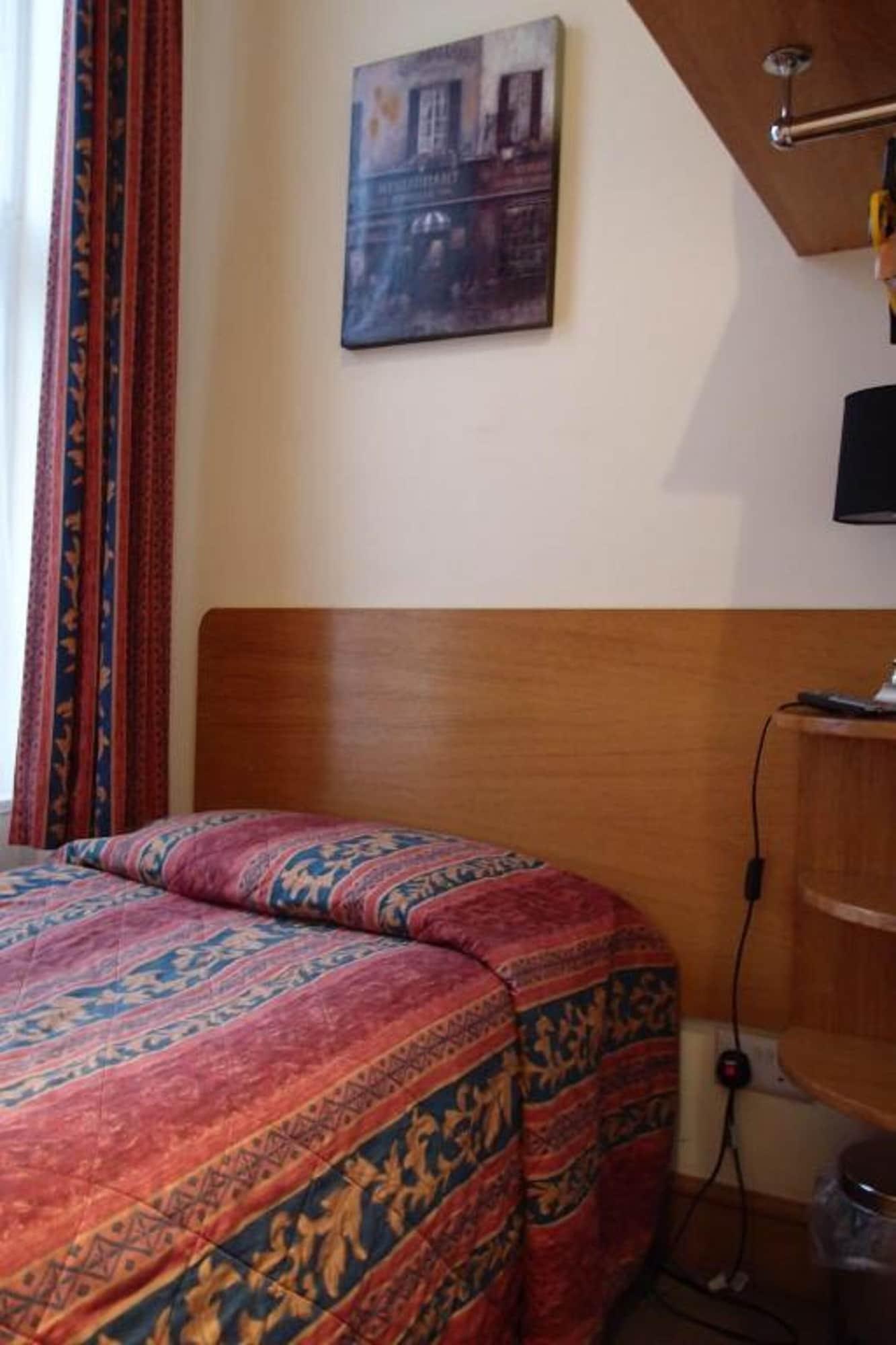 Hotel 65 Лондон Екстериор снимка